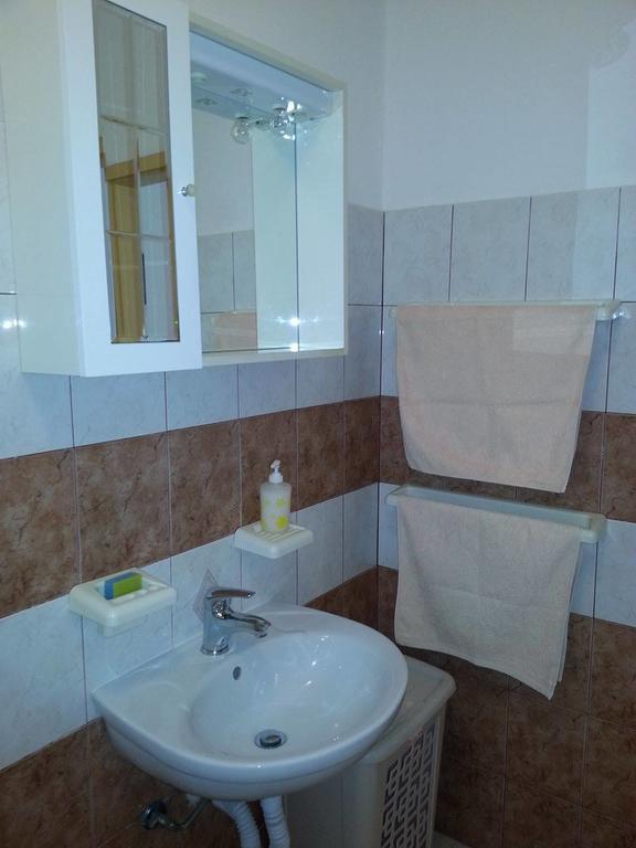 Apartment Ivo โตรกีร์ ภายนอก รูปภาพ